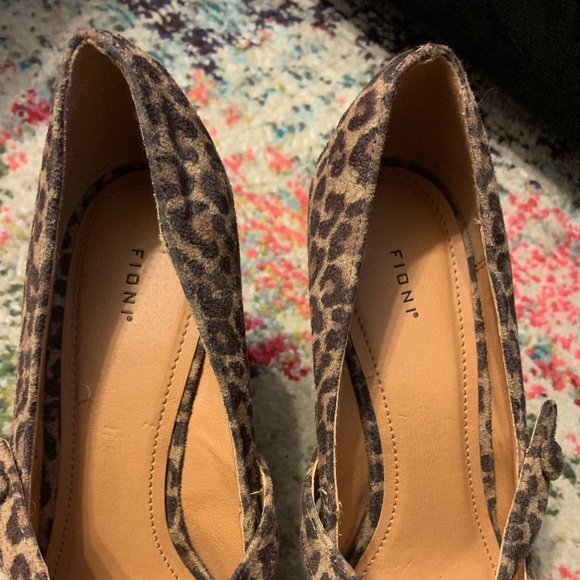 Leopard Wedges - Picture 4 of 5